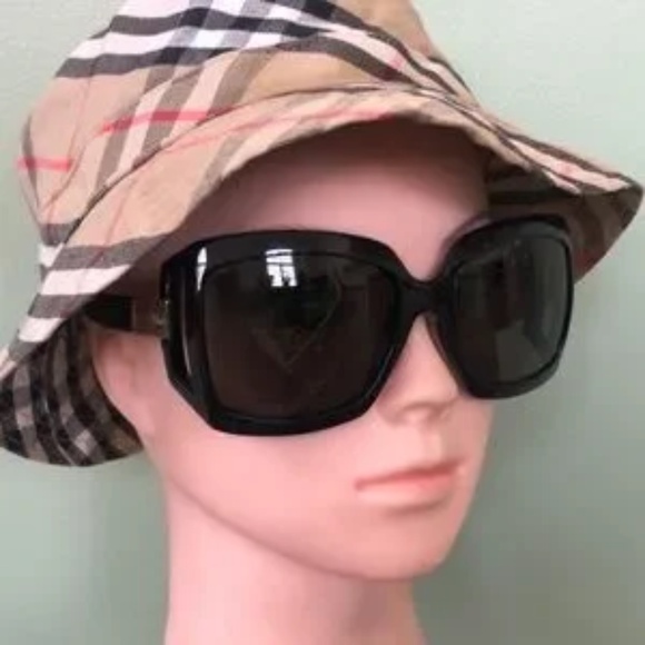 Dior Oversized Sunglasses - Picture 5 of 8